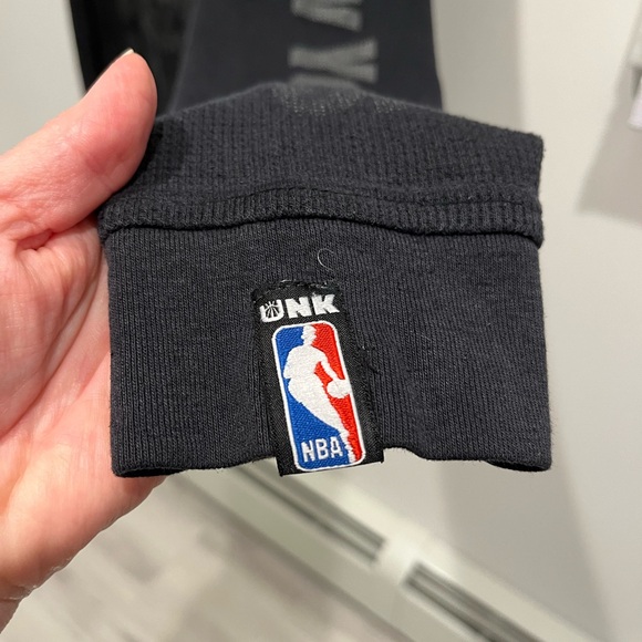 New York Knicks long sleeve thermal - Picture 5 of 6